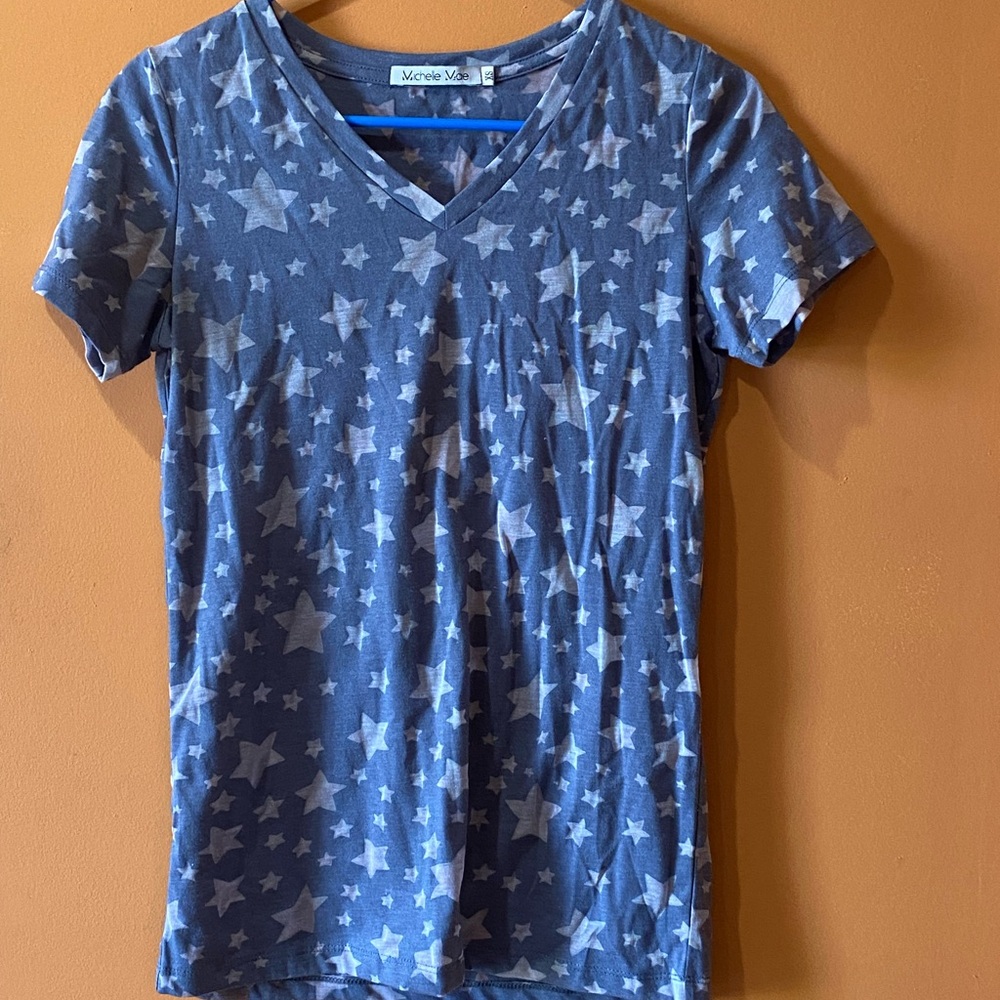 Blue Star Print V-Neck T-Shirt